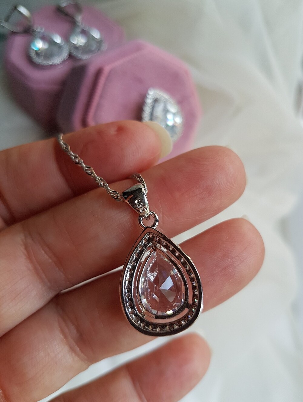Swarovski Elements 925 Sterling Silver Large White Teardrop Halo Necklace NEW - Picture 12 of 12